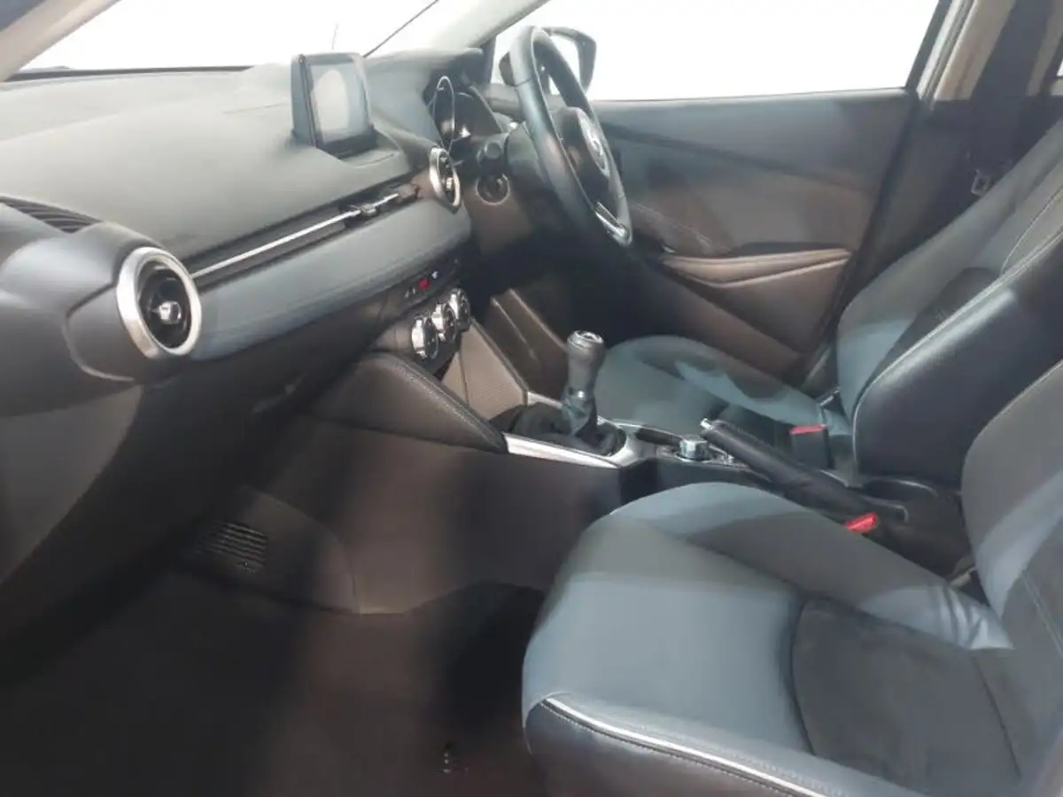 2022-mazda-mazda2-15-e-skyactiv-g-gt-sport-big-4