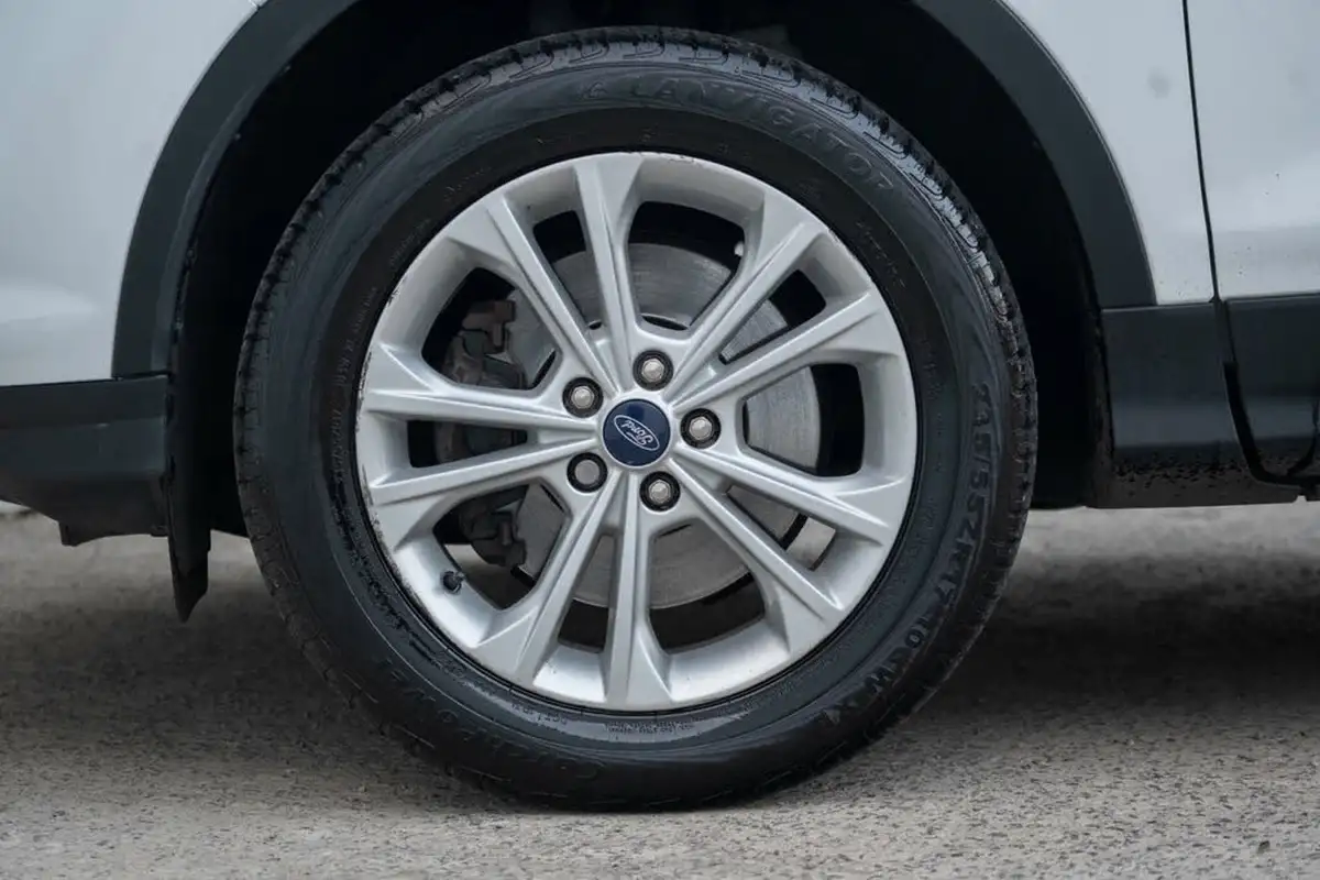 2018-ford-kuga-20tdci-titanium-150ps-big-23