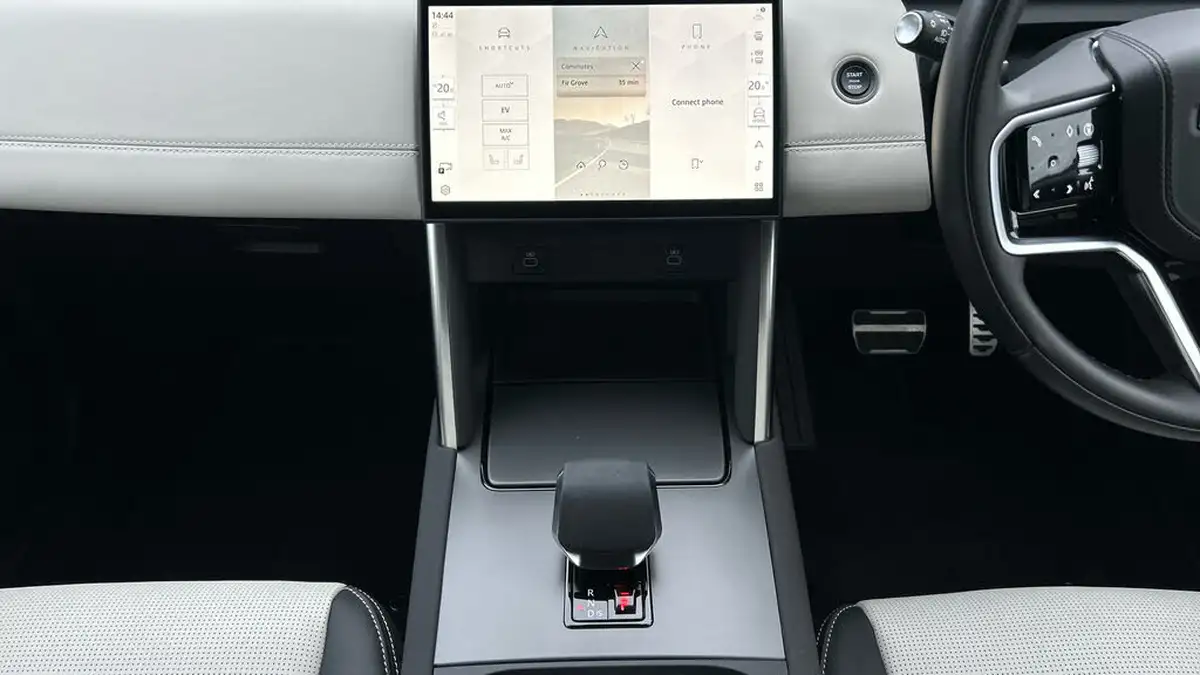 2024-land-rover-discovery-sport-15-p270e-dynamic-hse-big-12