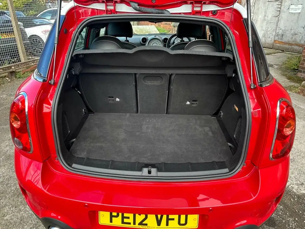 2012-mini-countryman-16-cooper-s-190bhp-all4-big-5