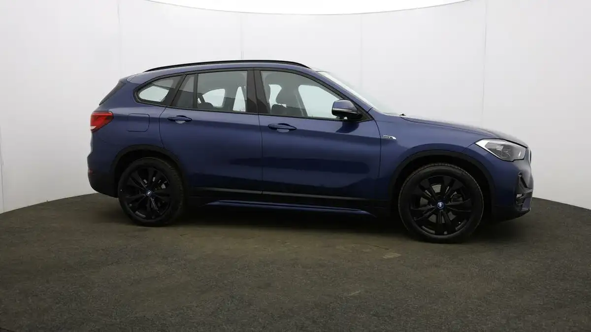2022-bmw-x1-15-xdrive-25e-phev-sport-big-7