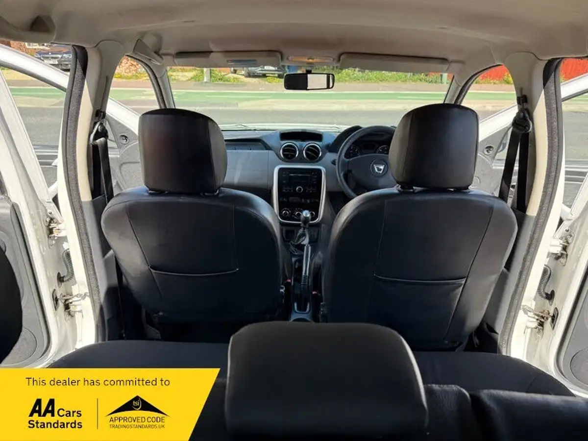 2013-dacia-duster-15d-ambiance-107bhp-big-13