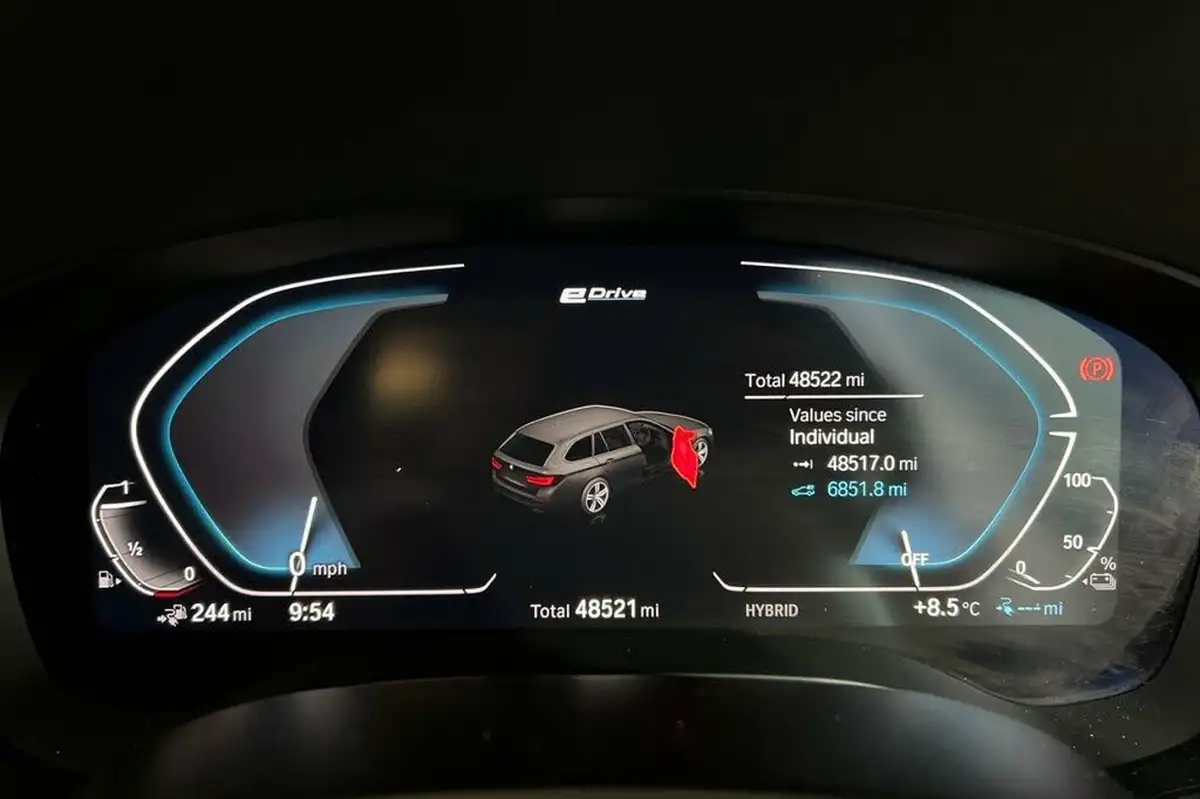 2021-bmw-5-series-20-530e-se-touring-5d-big-10