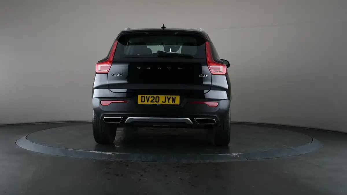 2020-volvo-xc40-20td-d3-inscription-pro-big-6