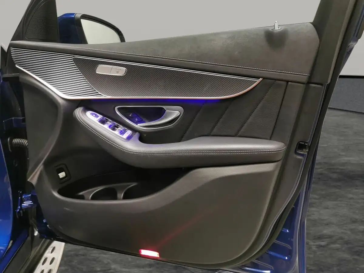 2021-mercedes-benz-eqc-e-eqc-400-amg-line-big-30
