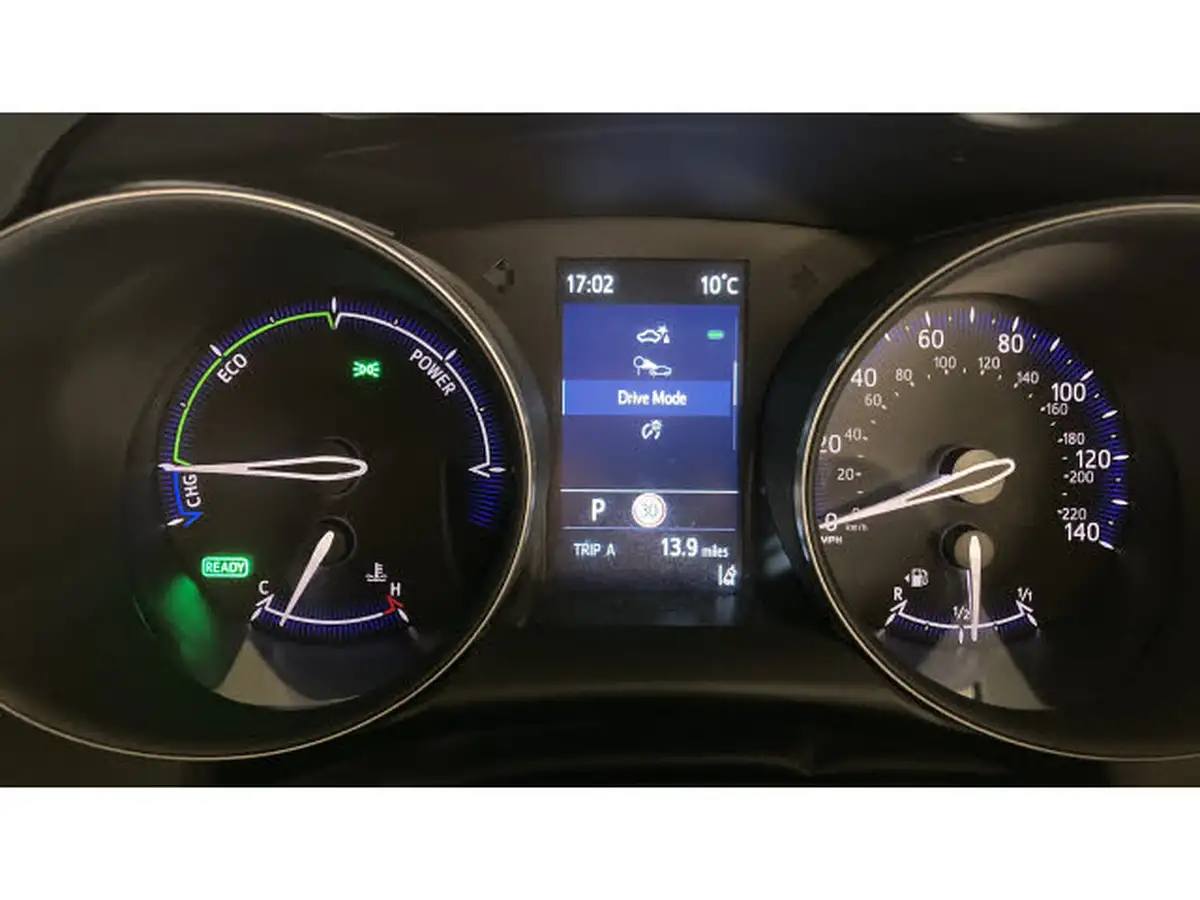 2022-toyota-c-hr-18-vvt-i-gr-sport-big-17
