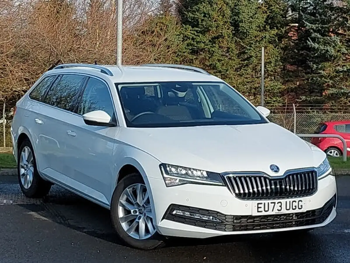 2023-skoda-superb-20tdi-se-estate-dsg-big-4