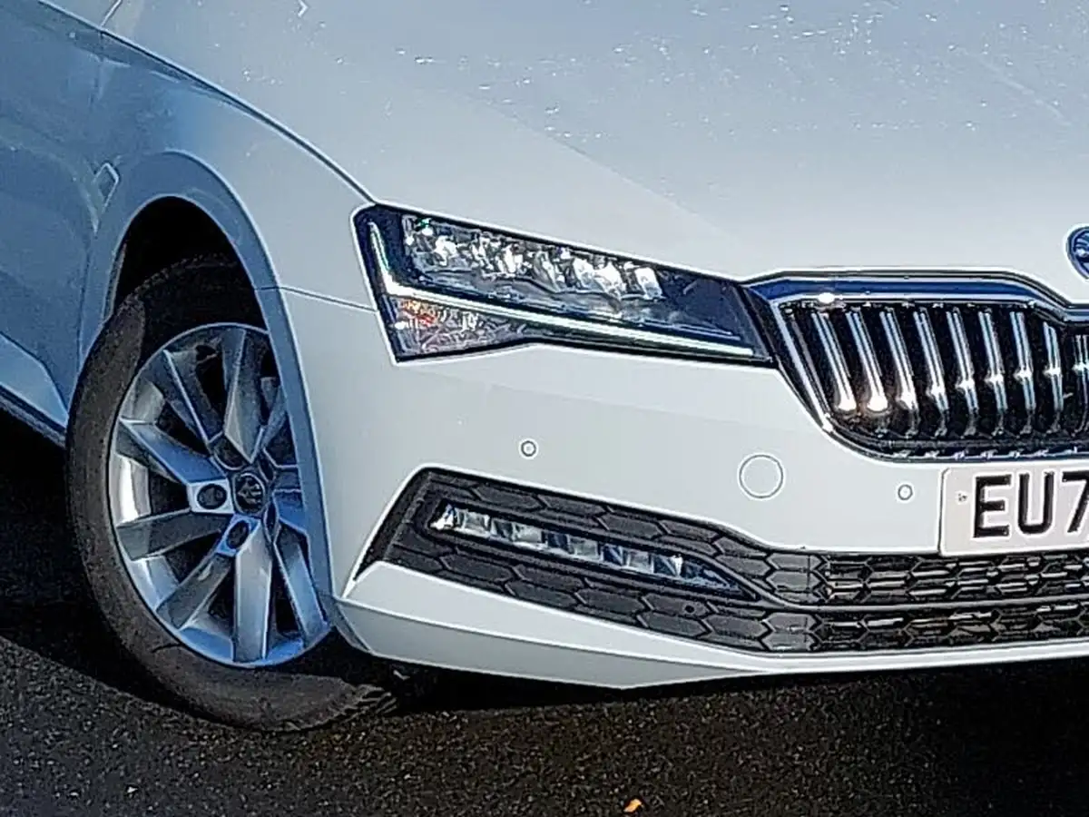 2023-skoda-superb-20tdi-se-estate-dsg-big-0