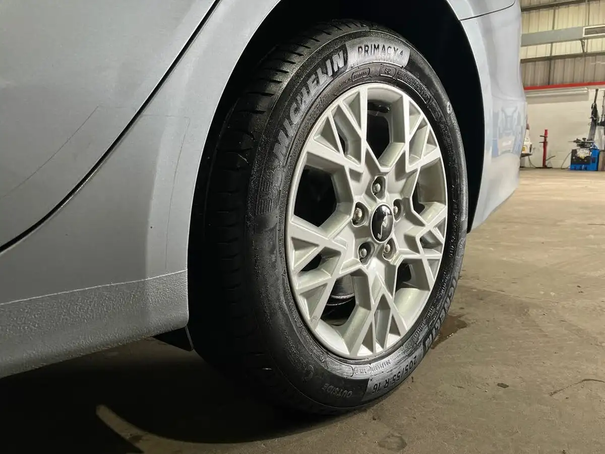 2022-kia-ceed-10-t-gdi-2-sportswagon-big-36