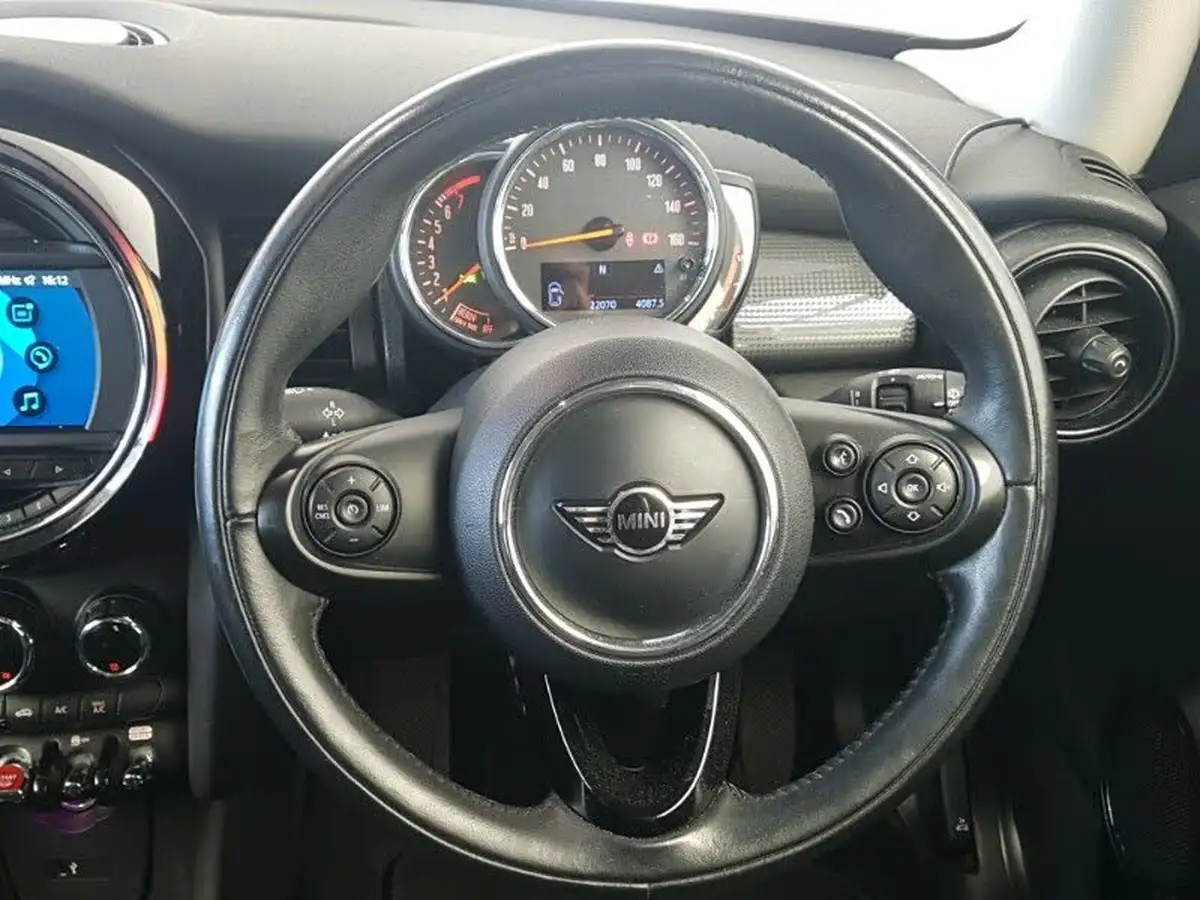 2018-mini-cooper-15-cooper-series-ii-ss-hatchback-3d-big-9