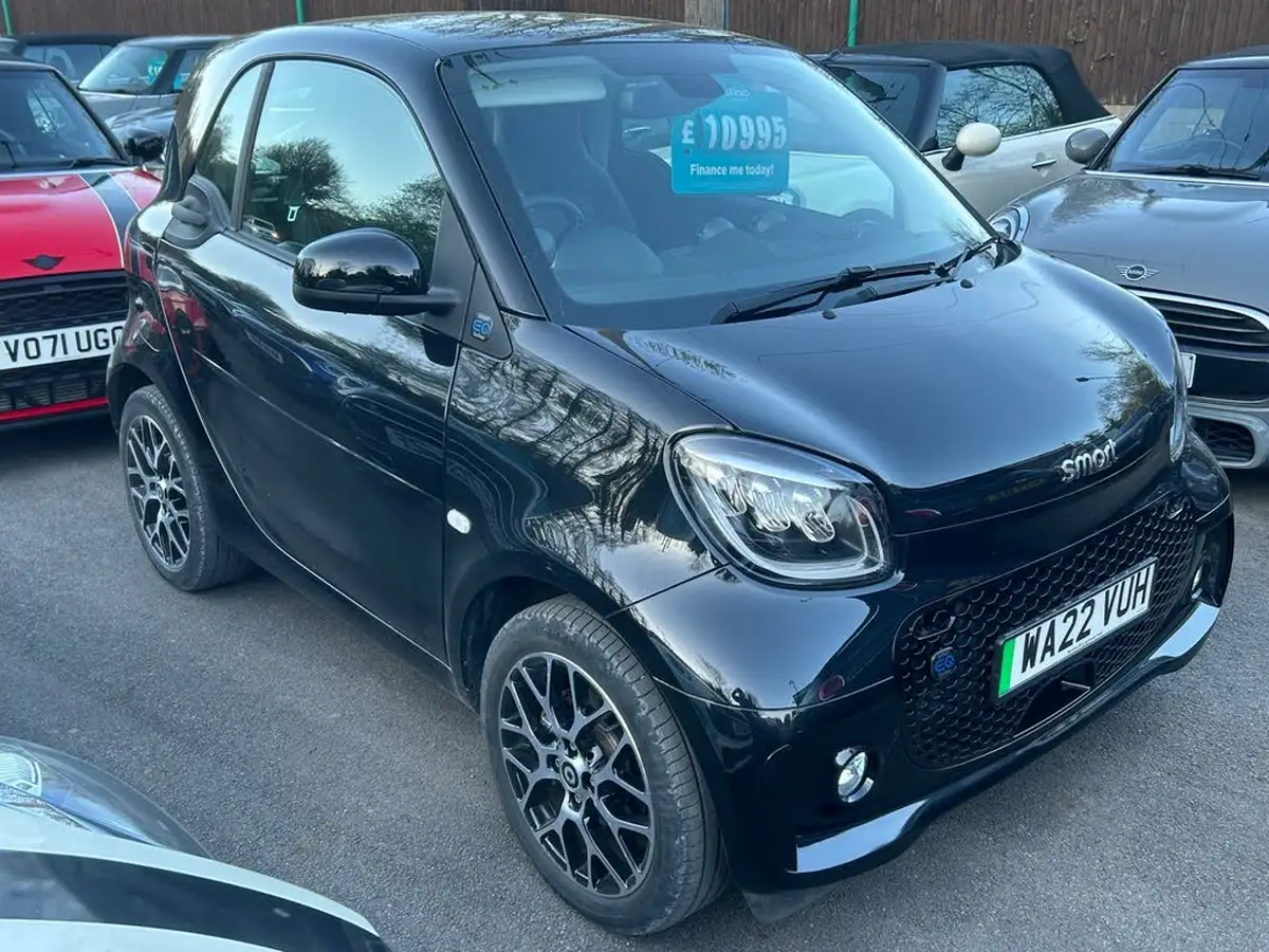 2022-smart-fortwo-big-0