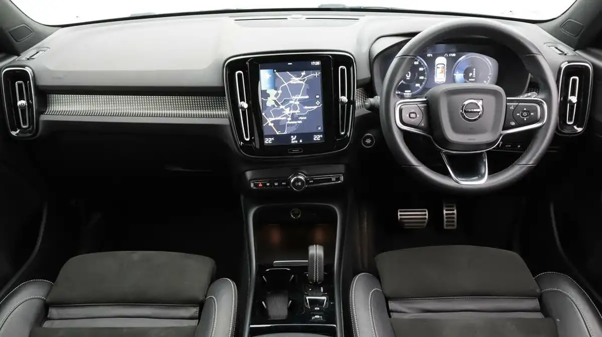 2021-volvo-xc40-15-t4-r-design-208bhp-big-13