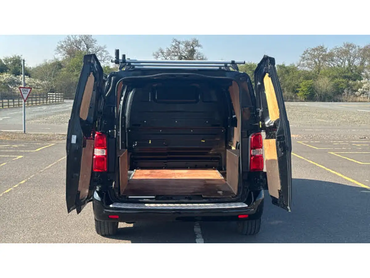 2021-vauxhall-vivaro-15td-2700-l1h1-sportive-120pseu6dt-big-2