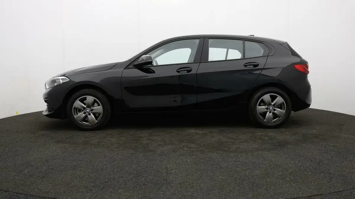 2021-bmw-1-series-15-118i-se-lcp-big-54
