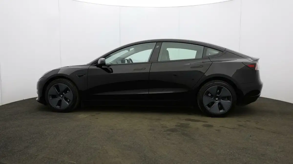 2021-tesla-model-3-e-long-range-awd-big-61