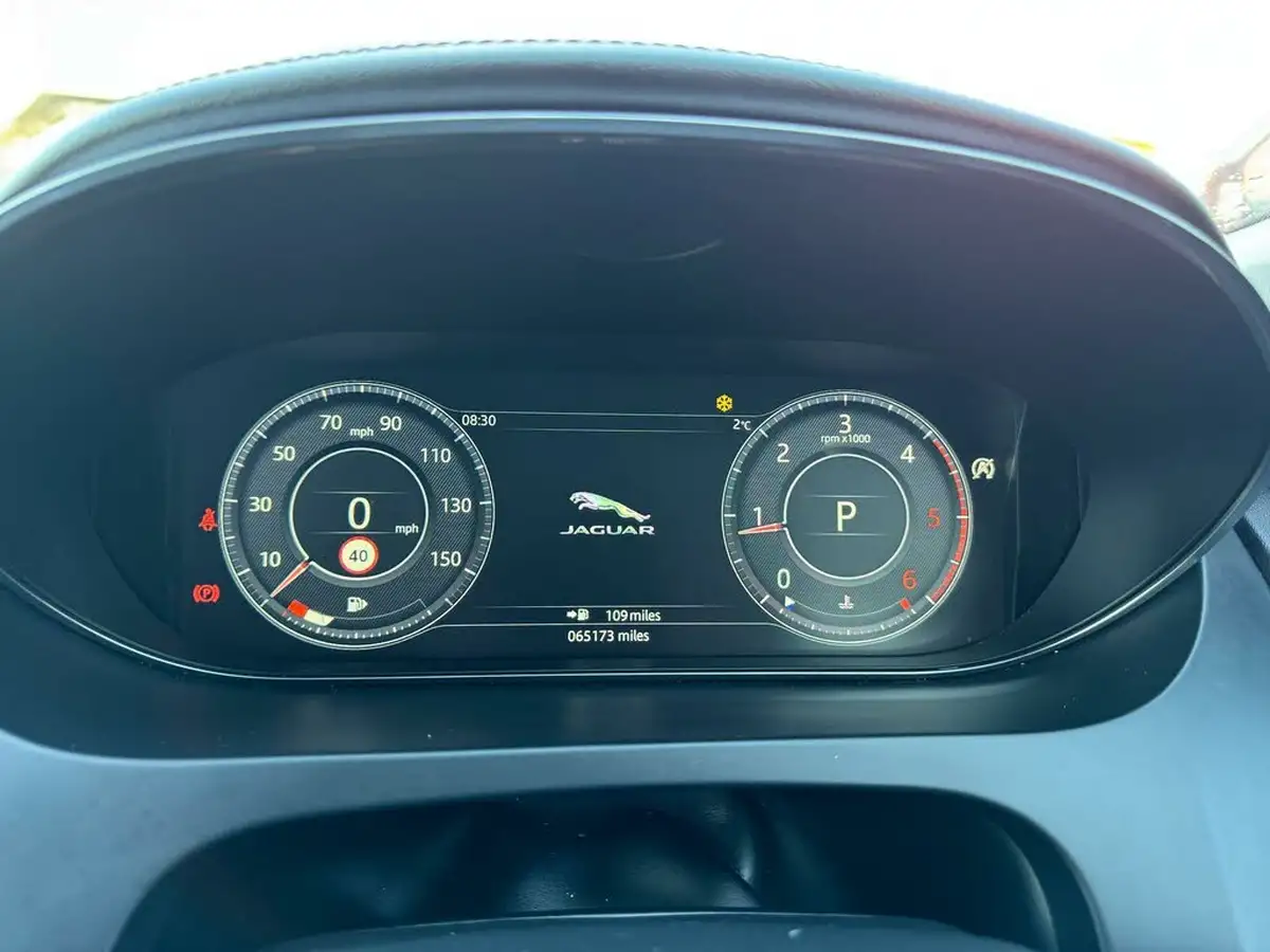 2019-jaguar-e-pace-20-i4d-hse-180ps-big-25