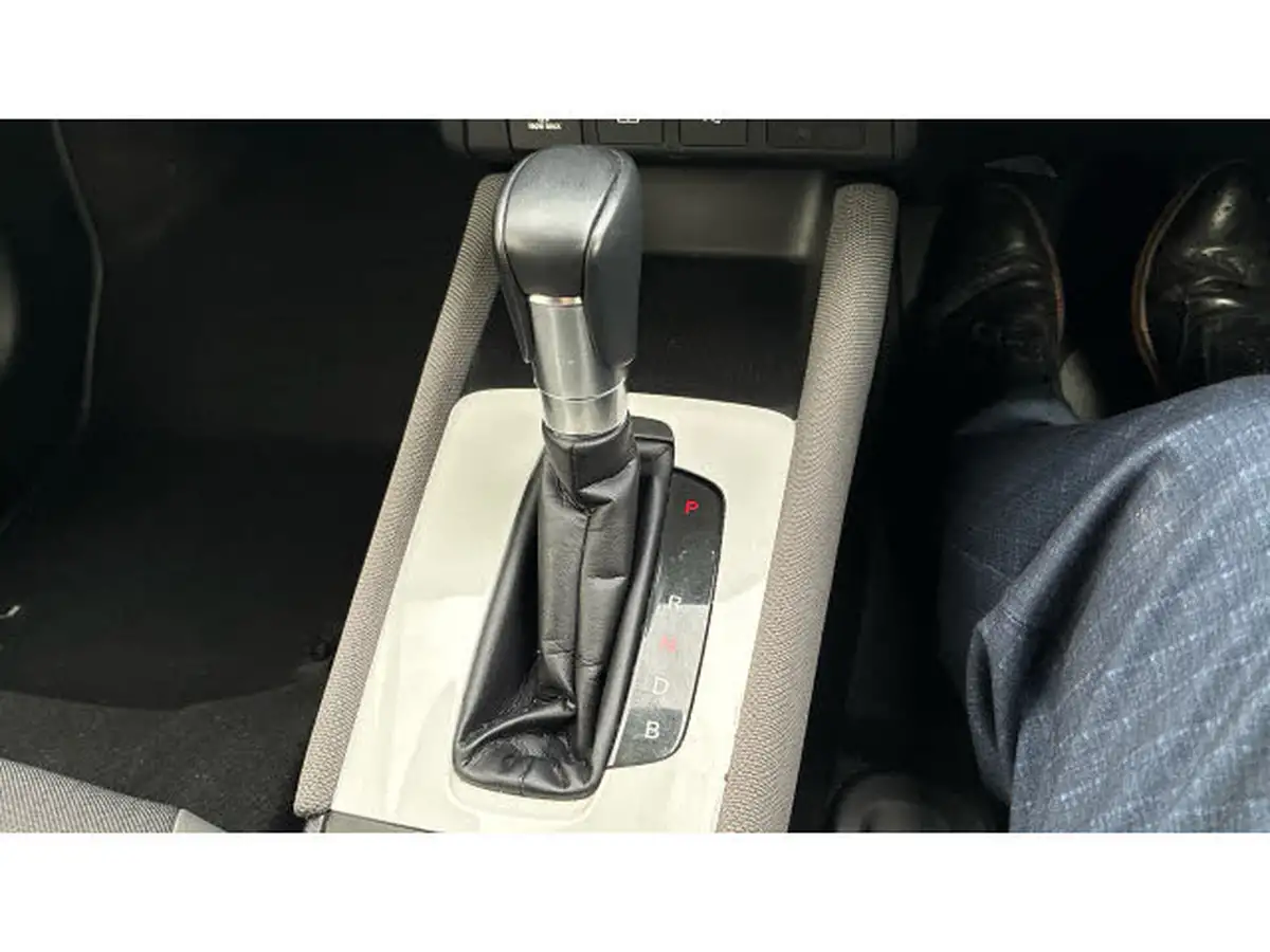 2021-honda-jazz-15-i-mmd-crosstar-ex-107ps-big-24
