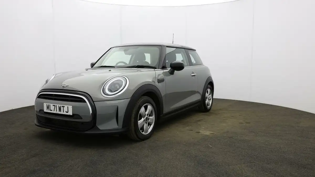 2021-mini-cooper-15-cooper-classic-hatchback-3d-big-30