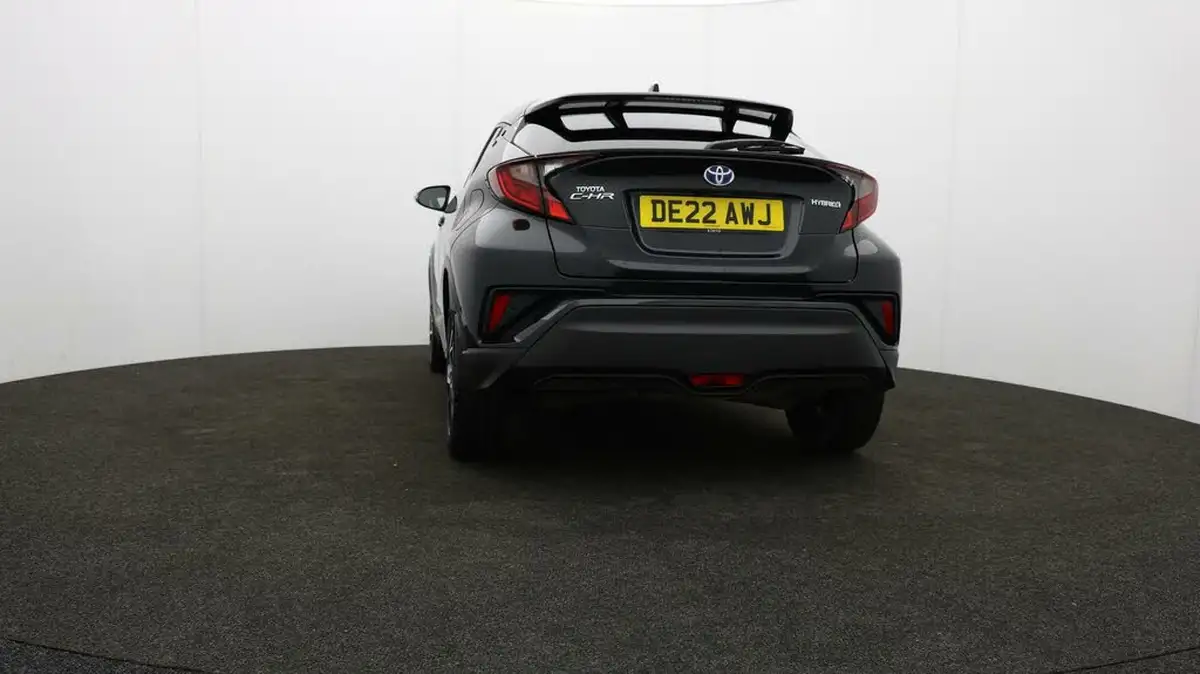 2022-toyota-c-hr-18-vvt-i-design-big-19