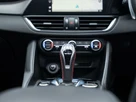 2023-alfa-romeo-giulia-20-competizione-small-39