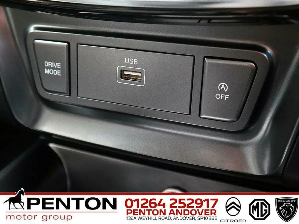 2021-kgm-ssangyong-tivoli-15-ultimate-auto-big-16
