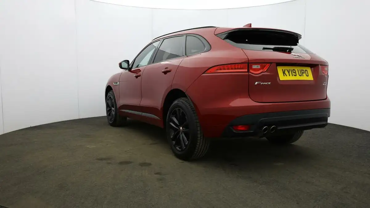 2019-jaguar-f-pace-20-i4d-r-sport-180ps-ss-auto-big-35