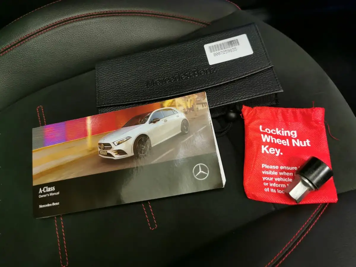 2023-mercedes-benz-a-class-20d-a180d-amg-line-premium-plus-night-edition-hatchback-5d-big-31