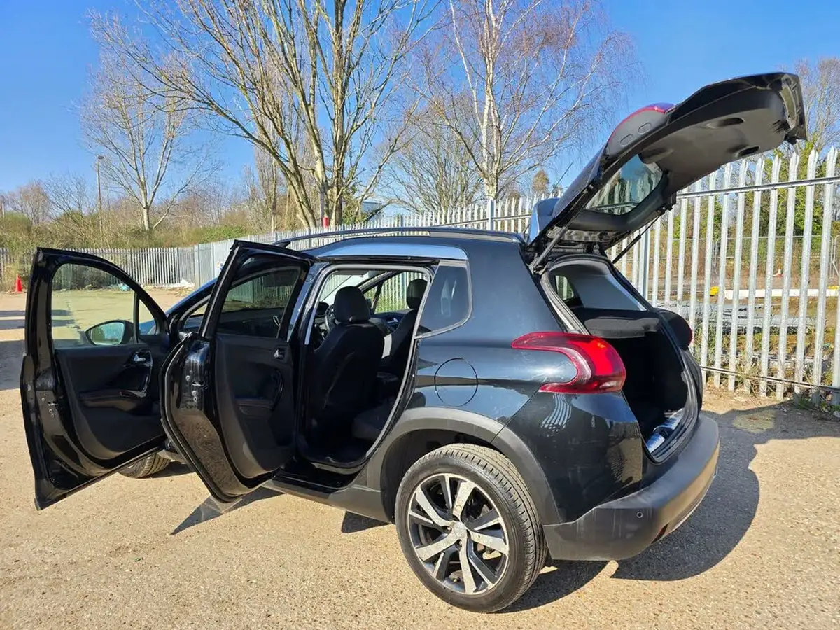 2017-peugeot-2008-suv-12-puretech-gt-line-110bhp-eat6-big-6