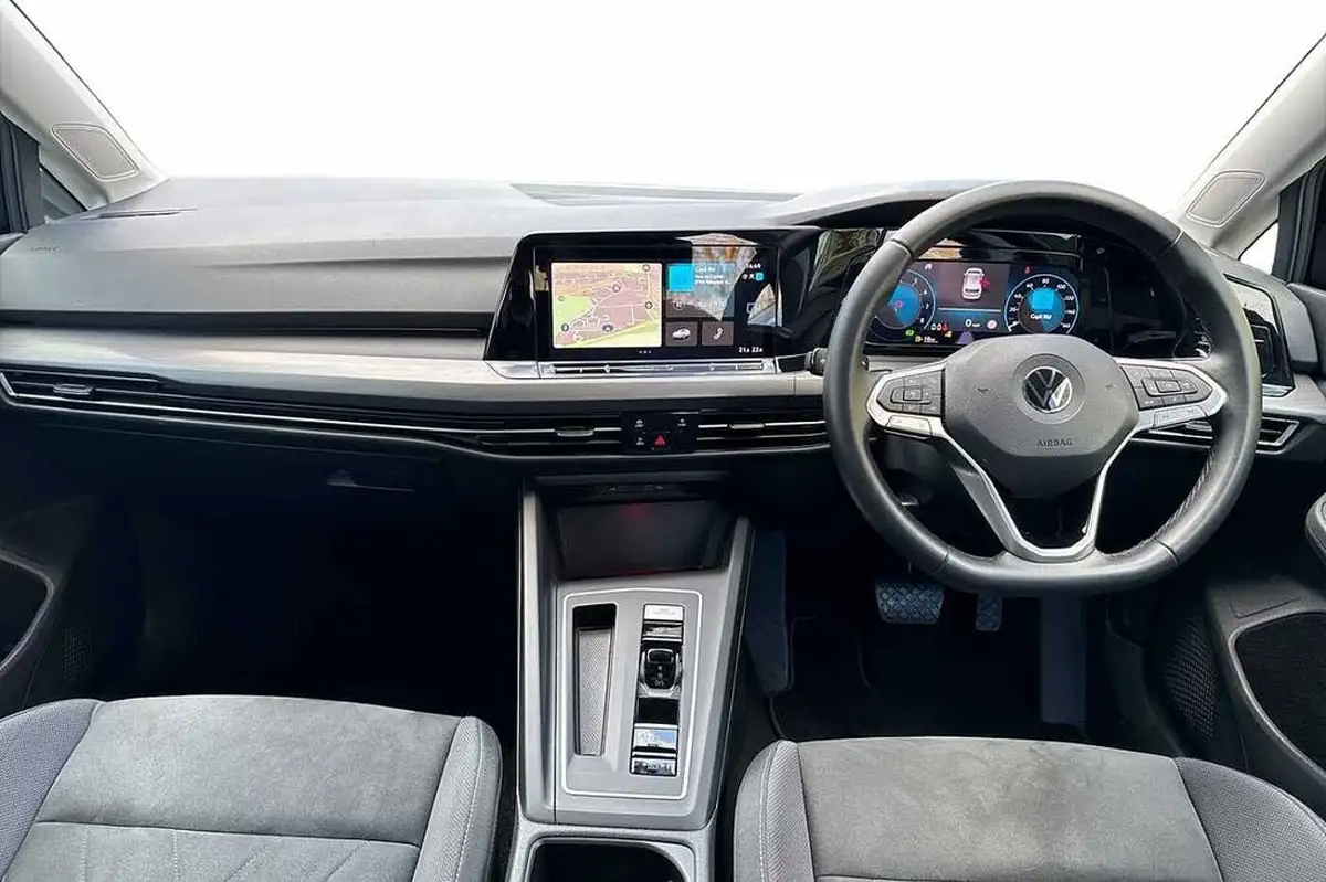 2022-volkswagen-golf-15-etsi-style-130ps-hatchback-big-9