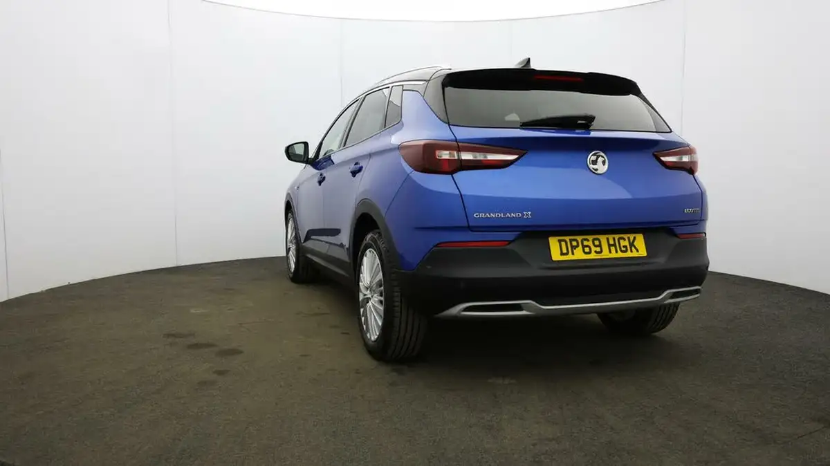 2020-vauxhall-grandland-x-12-business-edition-nav-big-24