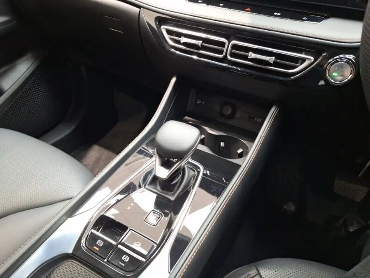 2024-mg-hs-15t-gdi-trophy-273ps-plug-in-hybrid-1496cc-auto-big-14