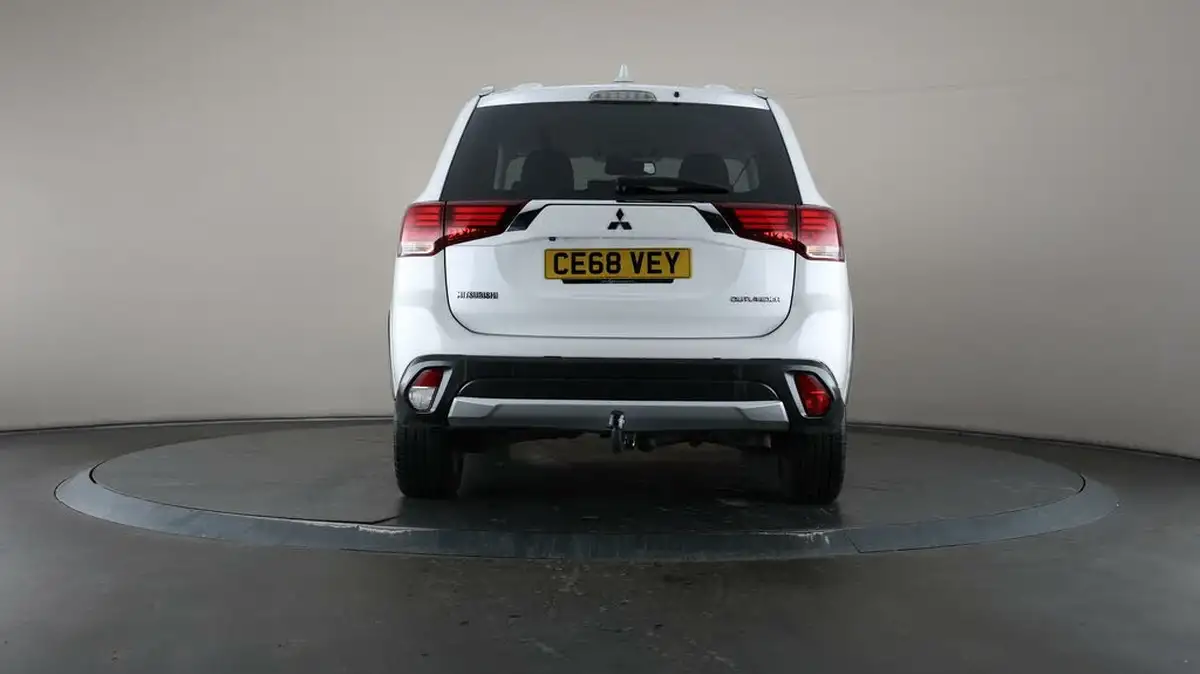 2018-mitsubishi-outlander-22di-d-4-leather-big-24