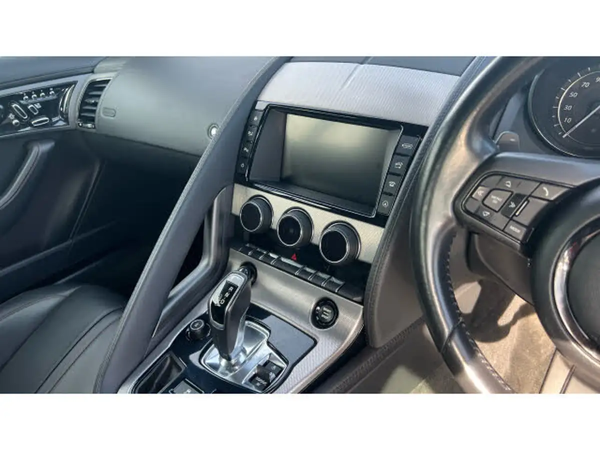 2015-jaguar-f-type-30-v6-coupe-quickshift-big-13