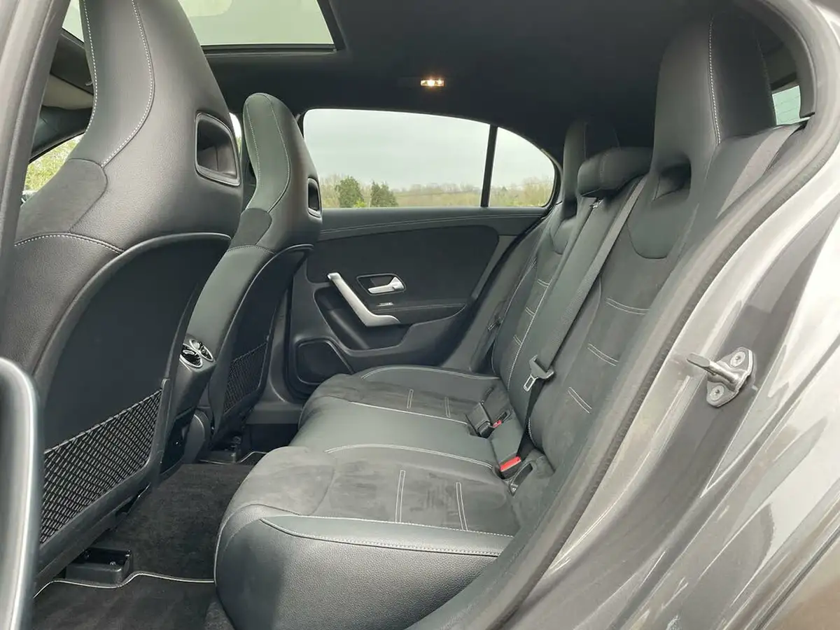 2021-mercedes-benz-a-class-20d-a200d-exclusive-edition-big-33