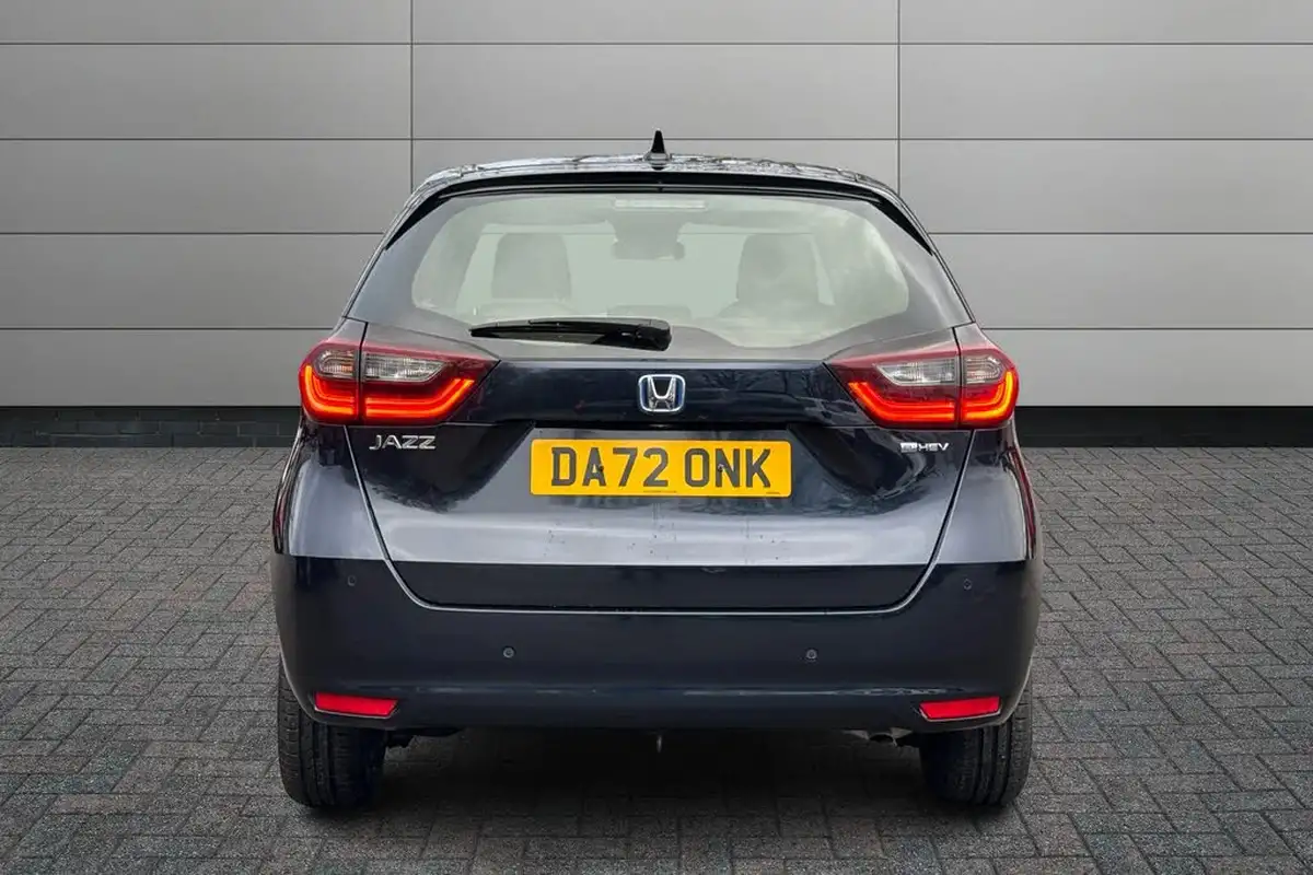 2022-honda-jazz-15-i-mmd-sr-109ps-big-6