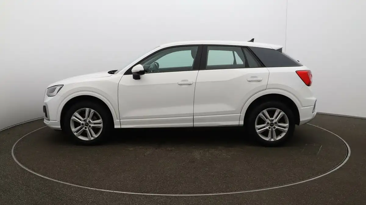 2022-audi-q2-15-35-tfsi-sport-s-tronic-big-55