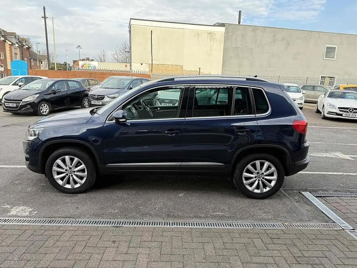 2014-volkswagen-tiguan-20tdi-match-140ps-4motion-bmt-dsg-big-3