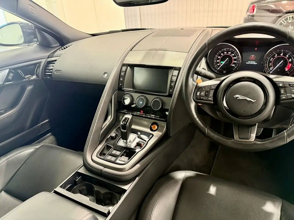 2015-jaguar-f-type-30-s-coupe-quickshift-big-13