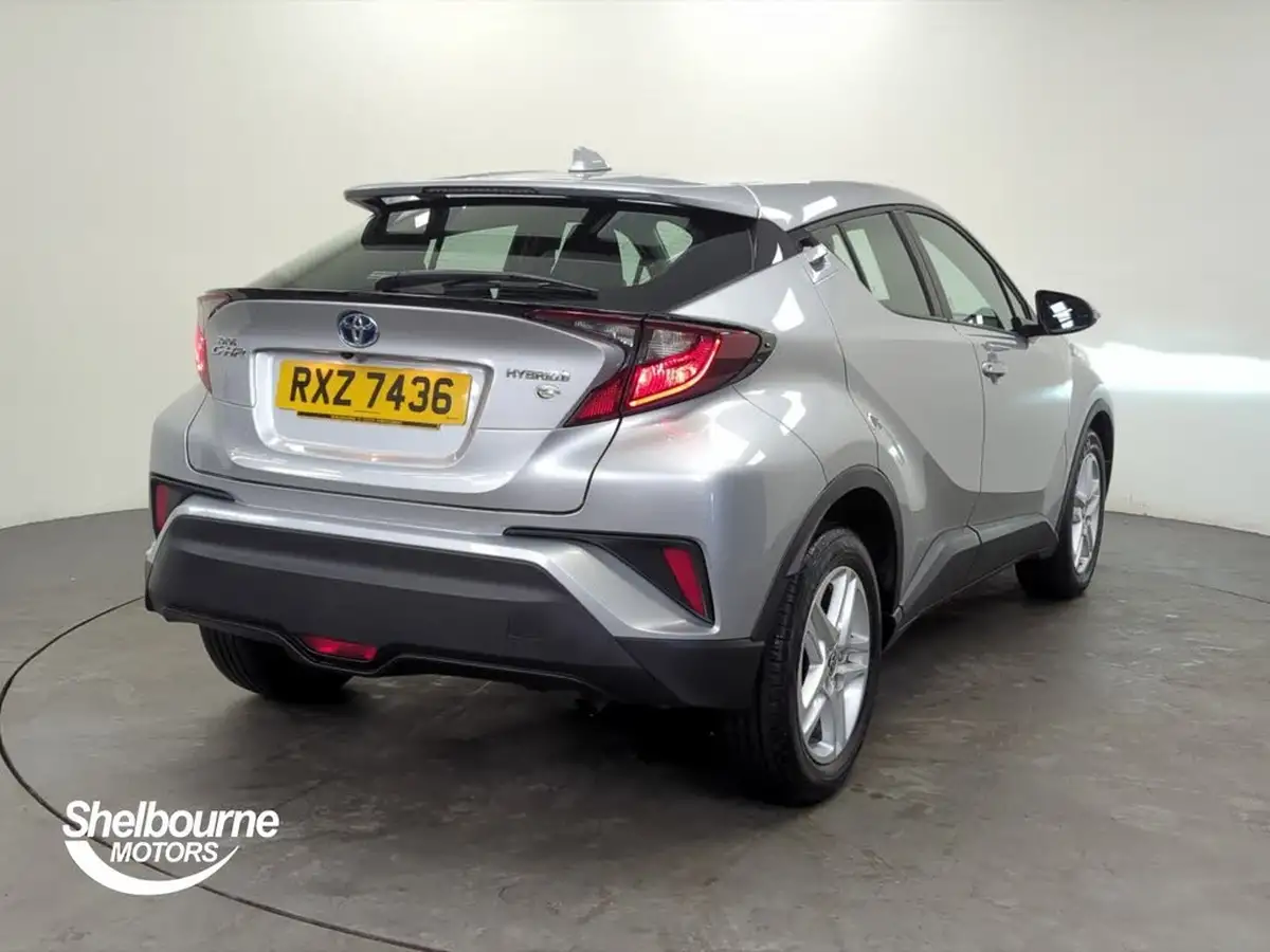 2022-toyota-c-hr-18-vvt-i-icon-big-12