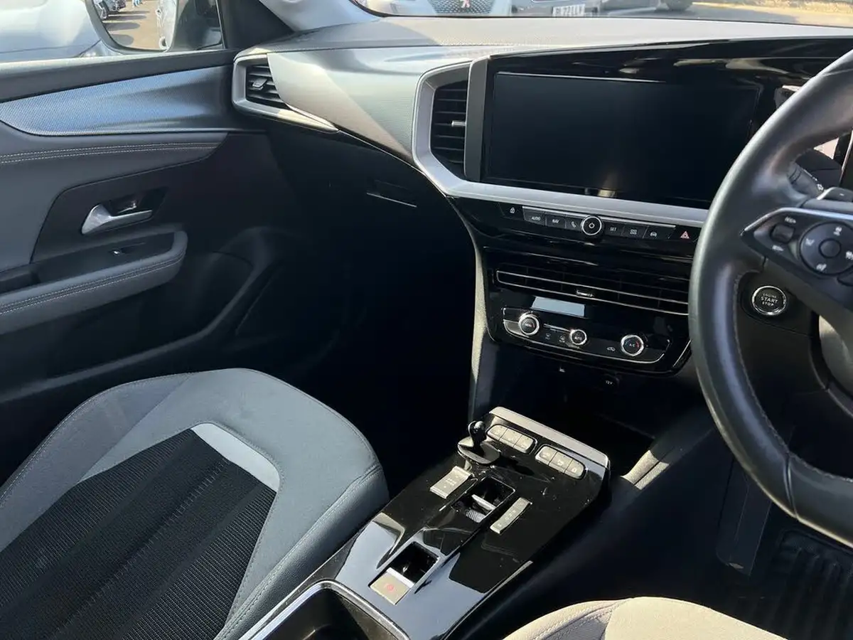 2021-vauxhall-mokka-12-elite-nav-premium-130ps-auto-big-16