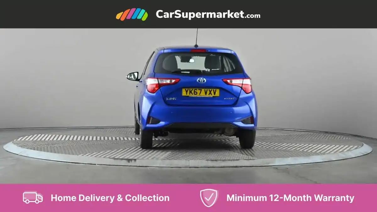 2017-toyota-yaris-15-vvt-i-icon-tech-98bhp-hybrid-1497cc-e-cvt-big-4