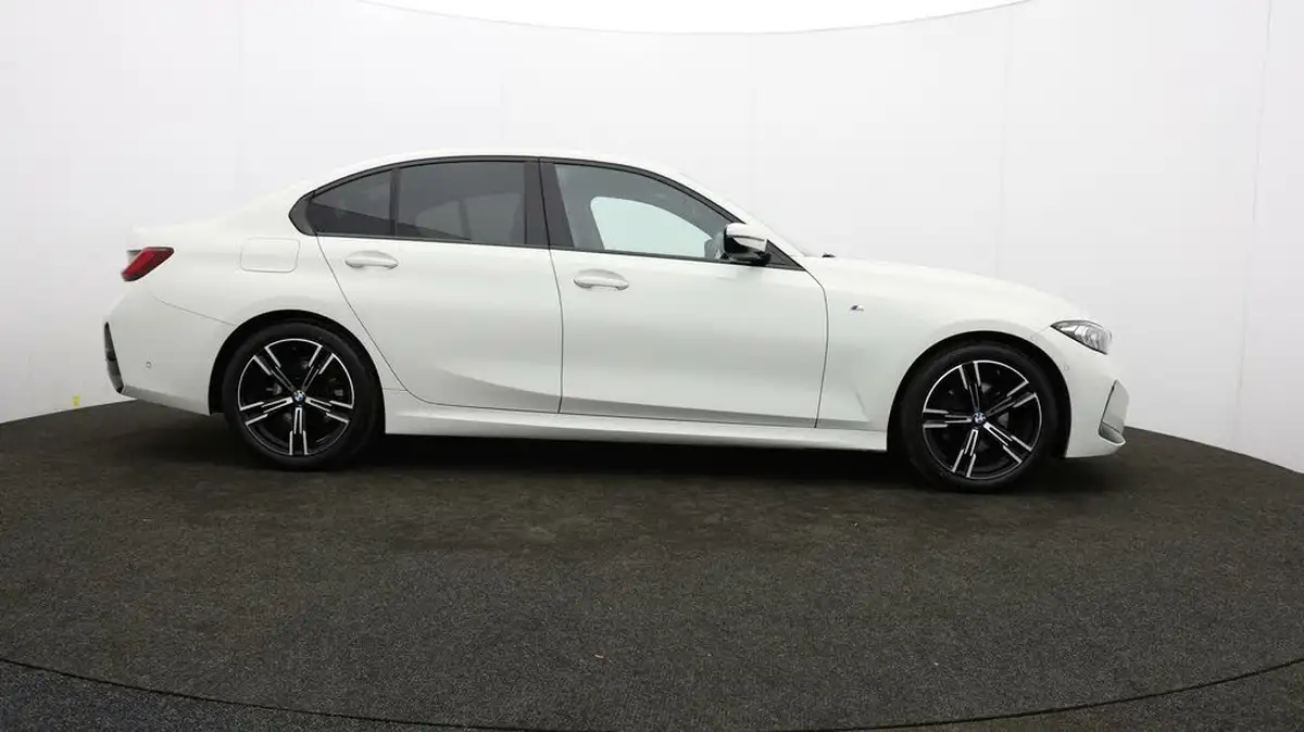 2023-bmw-3-series-20-320i-m-sport-saloon-4d-big-7