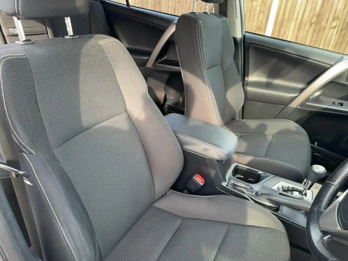 2016-toyota-rav4-25-vvt-i-business-edition-plus-e-cvt-big-14