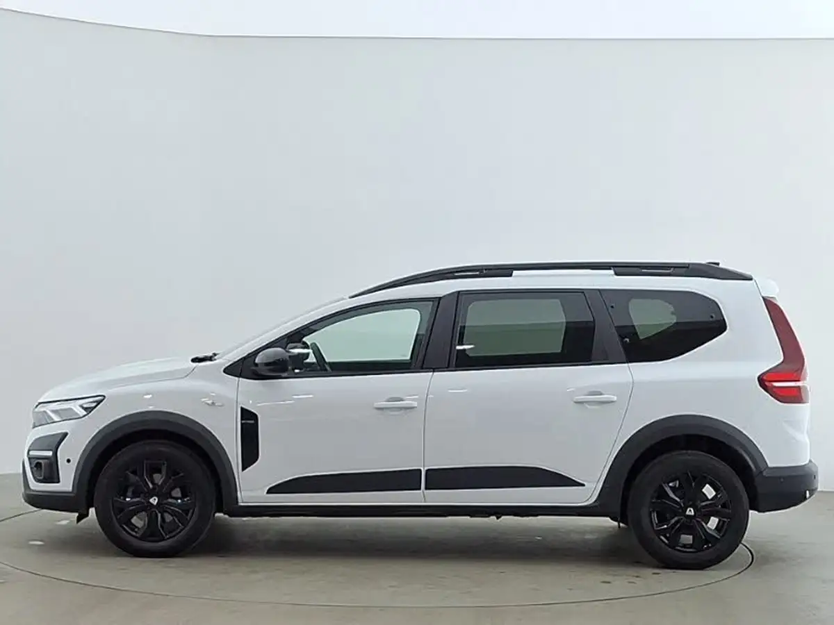 2022-dacia-jogger-10-tce-extreme-se-big-3