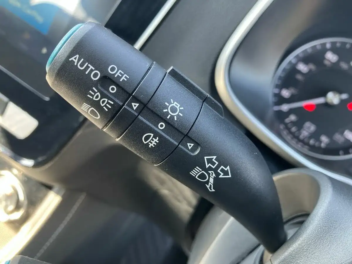 2021-mg-zs-suv-e-exclusive-ev-big-27