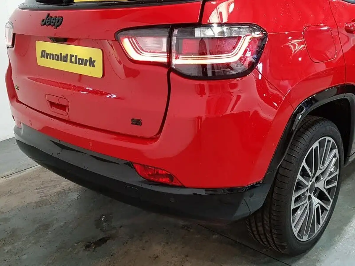 2025-jeep-compass-15-altitude-big-18