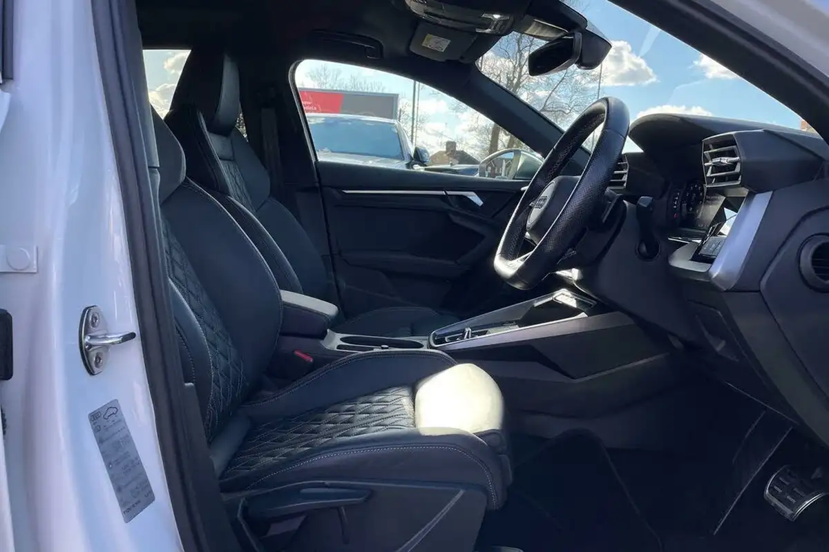 2020-audi-s3-20-tfsi-310ps-saloon-4d-big-32