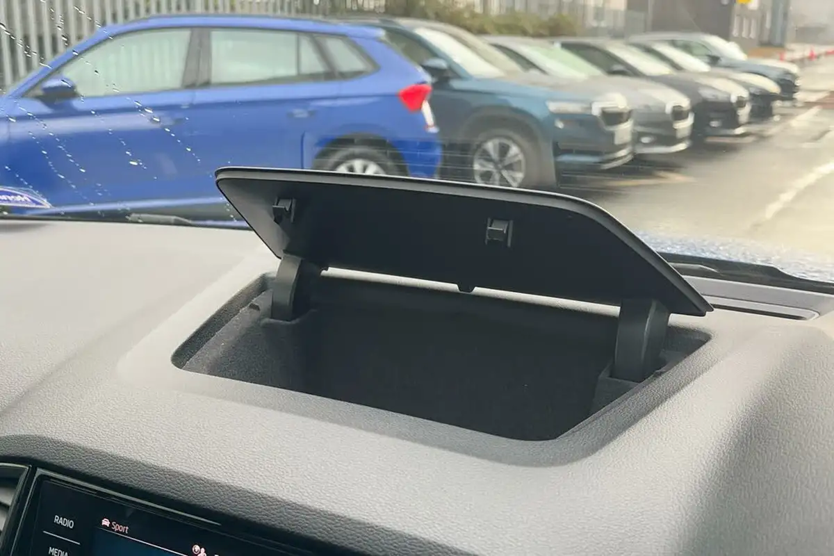 2022-skoda-karoq-15-tsi-sportline-dsg-big-25