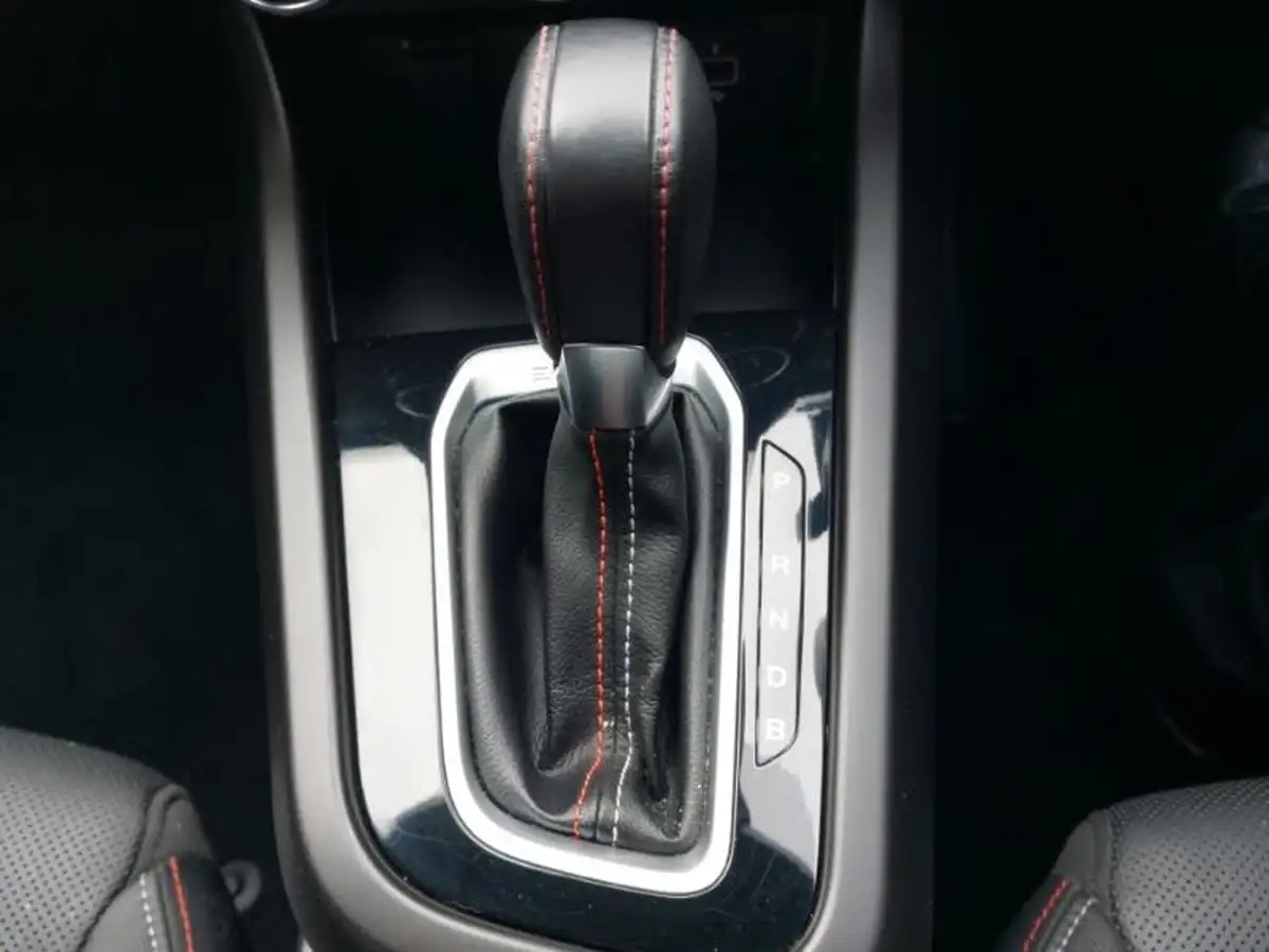 2023-renault-arkana-16-rs-line-big-13
