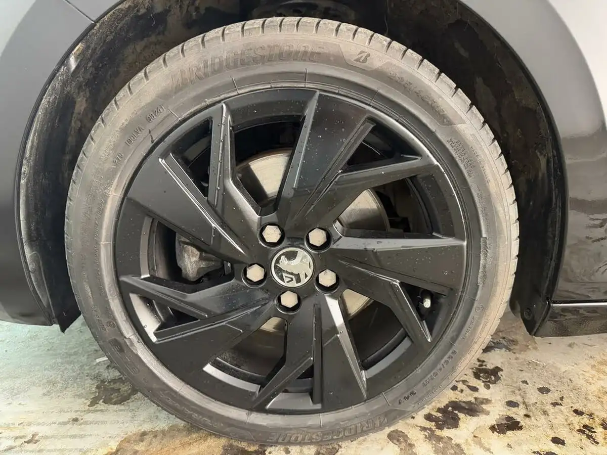 2023-vauxhall-astra-12-turbo-gs-sport-tourer-big-37